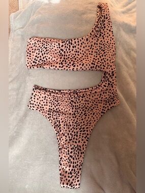 Nasty Gal Pink Leopard-Print Bikini Top